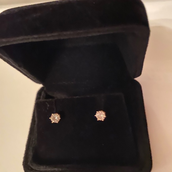 14KT DIAMOND EARRINGS YG .25CTS EACH / TOTAL .50 CTS G -H SI2 ROUNDS SCREW BACK - Picture 1 of 6